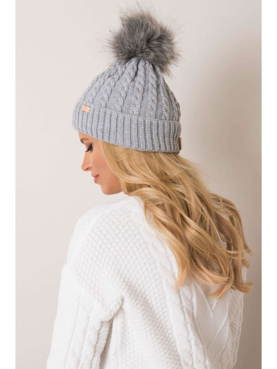 Bonnet model 187440 Rue Paris