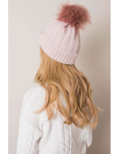 Bonnet model 187441 Rue Paris