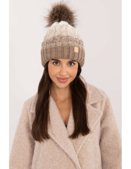 Bonnet model 201411 Rue Paris