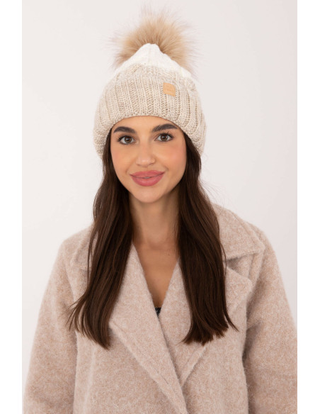 Bonnet model 201412 Rue Paris
