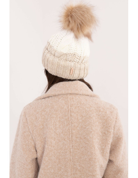 Bonnet model 201412 Rue Paris