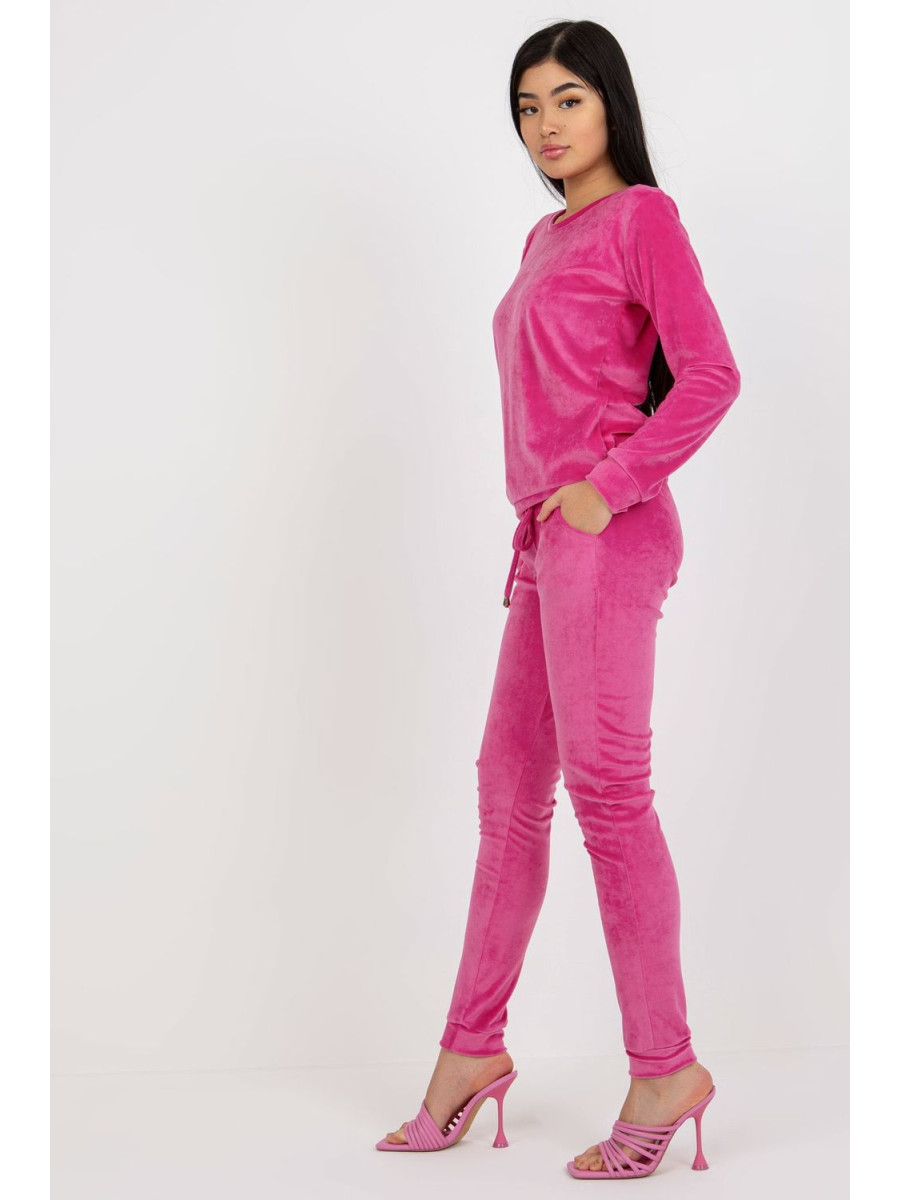 L`ensemble model 175106 Rue Paris