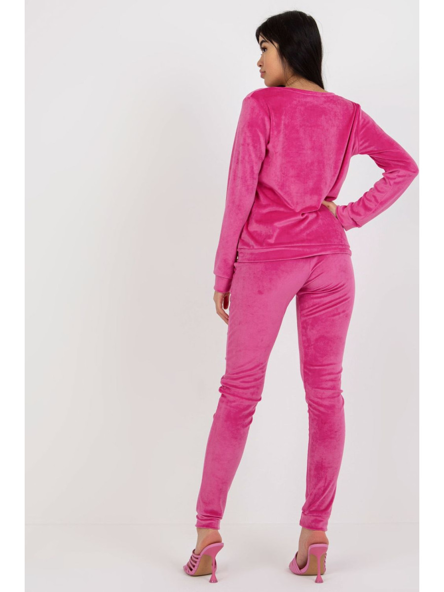 L`ensemble model 175106 Rue Paris
