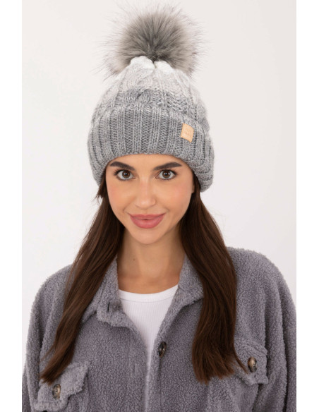 Bonnet model 201414 Rue Paris