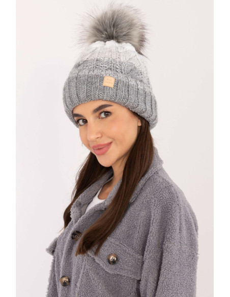 Bonnet model 201414 Rue Paris
