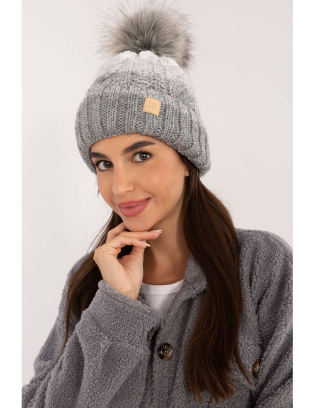Bonnet model 201414 Rue Paris