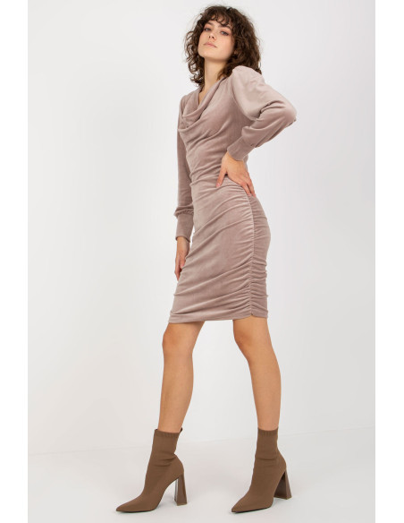 Robe de soirée model 174448 Rue Paris