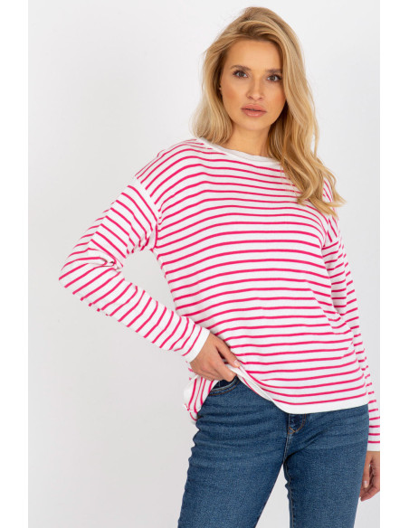 Chandail model 175753 Rue Paris