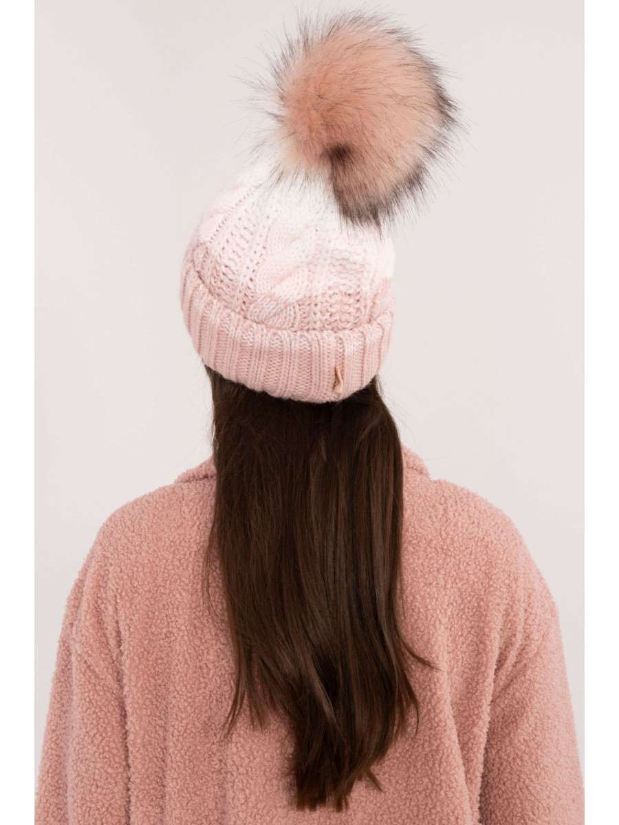 Bonnet model 201415 Rue Paris