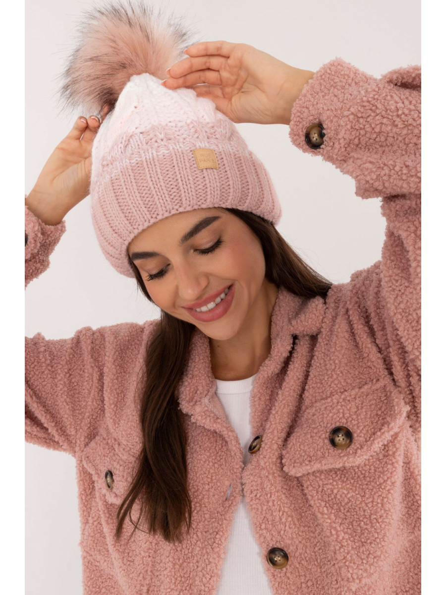 Bonnet model 201415 Rue Paris
