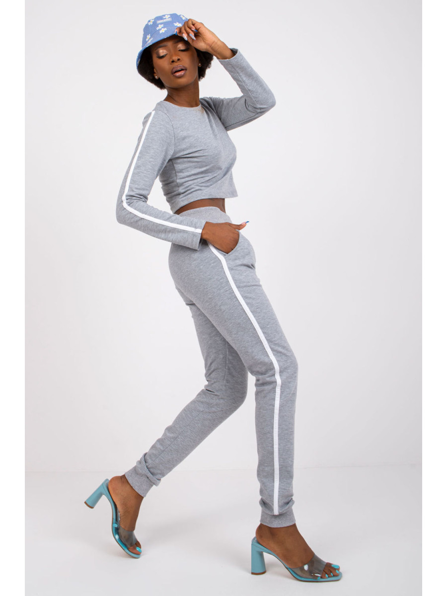 L`ensemble model 168939 Rue Paris
