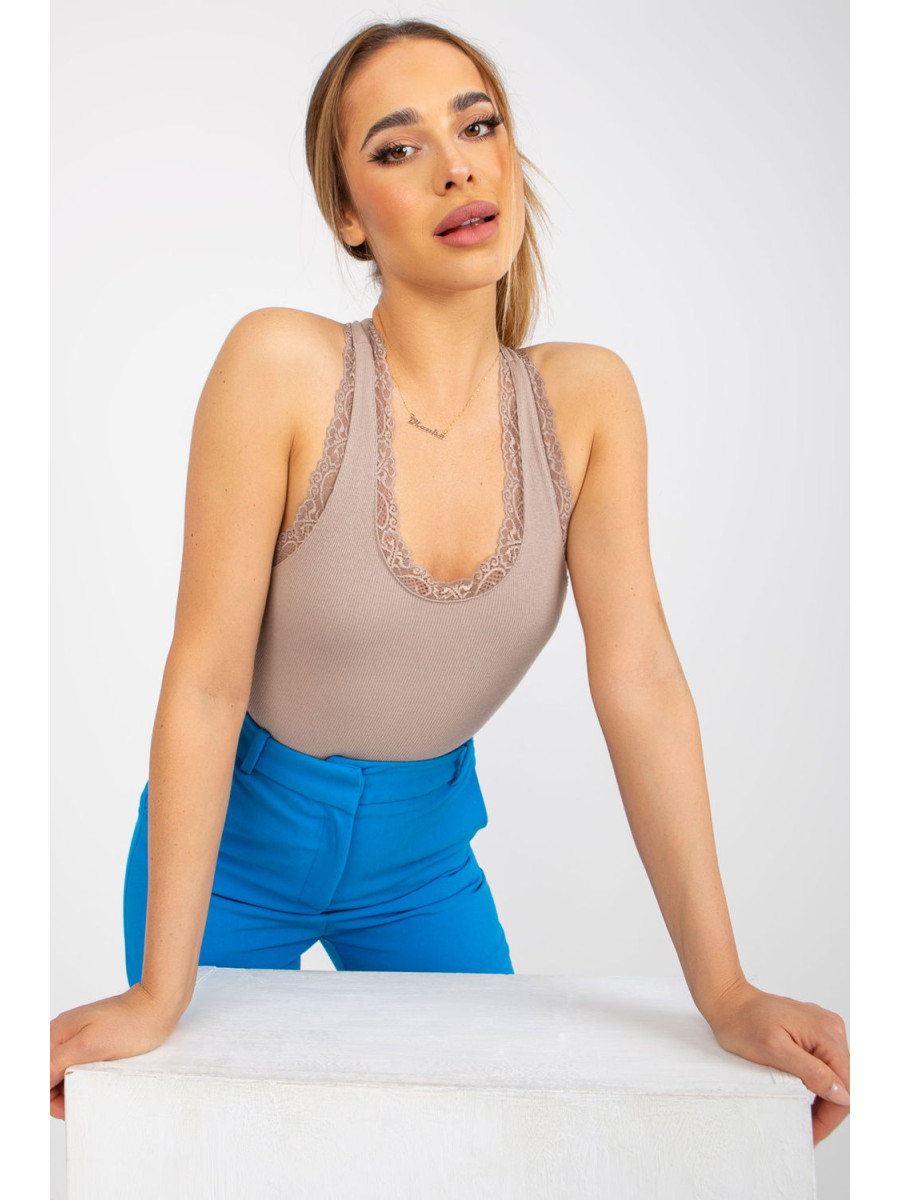 Top model 168313 Rue Paris