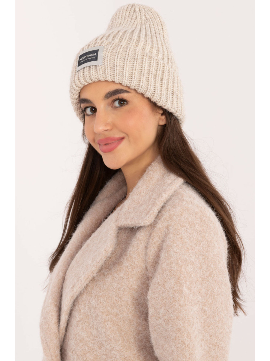 Bonnet model 201418 Rue Paris