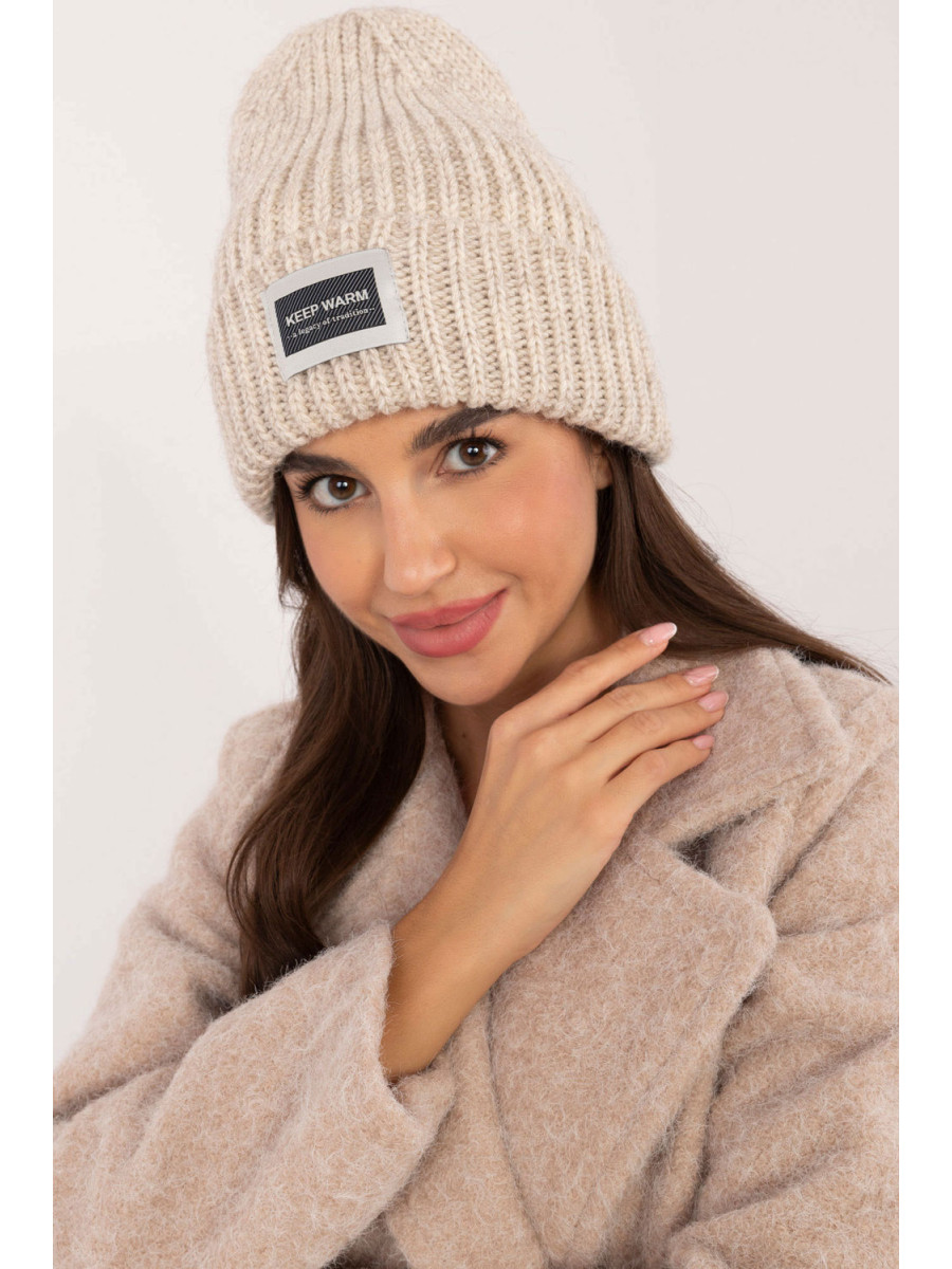Bonnet model 201418 Rue Paris