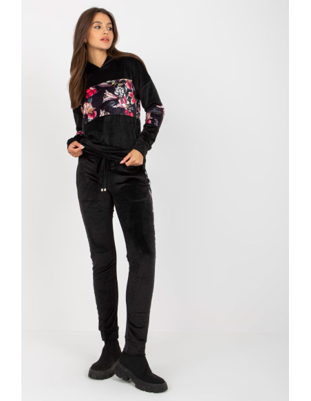 L`ensemble model 170347 Rue Paris