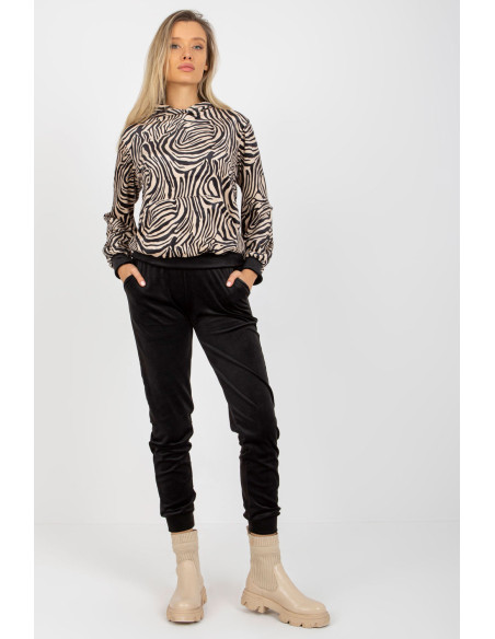 L`ensemble model 173357 Rue Paris