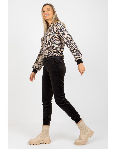 L`ensemble model 173357 Rue Paris