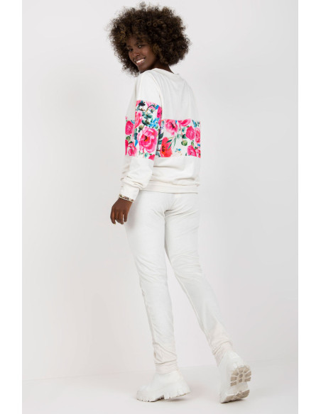 L`ensemble model 169456 Rue Paris