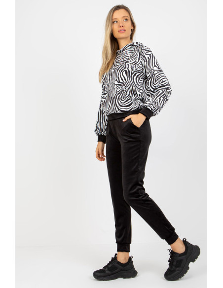 L`ensemble model 173358 Rue Paris