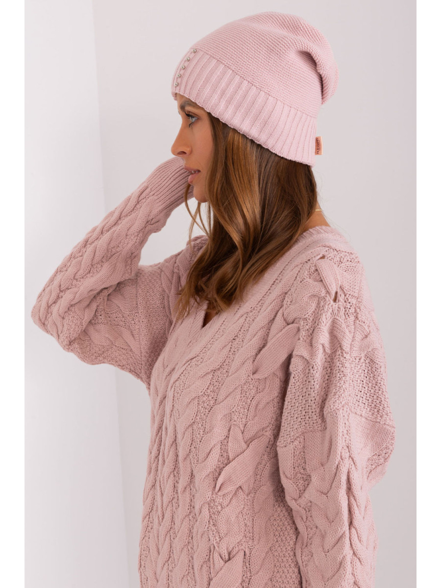 Bonnet model 187433 Rue Paris