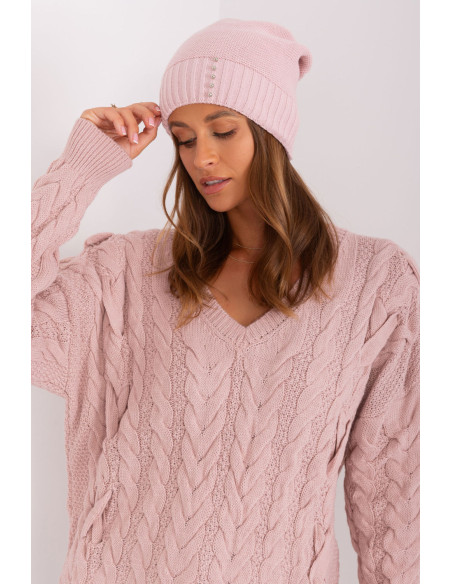 Bonnet model 187433 Rue Paris