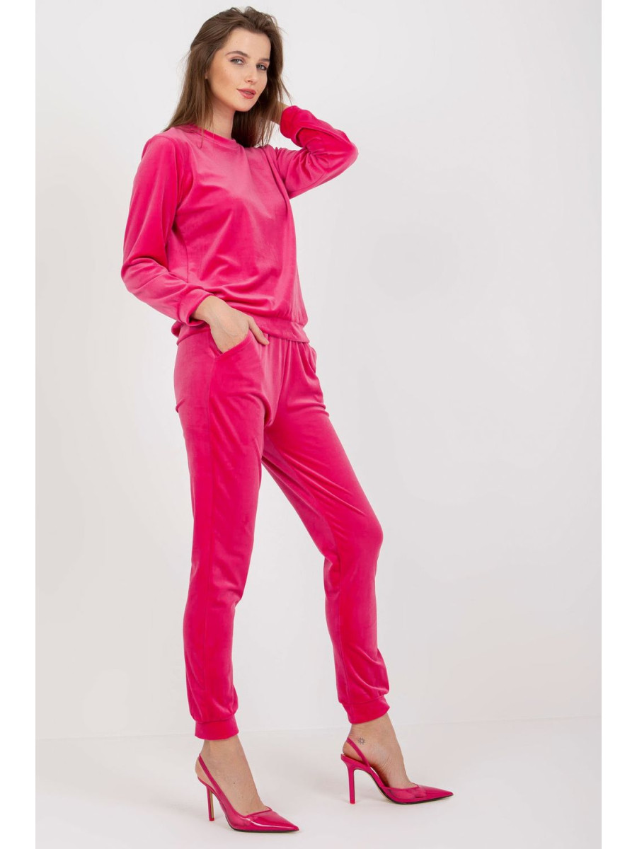 L`ensemble model 177912 Rue Paris