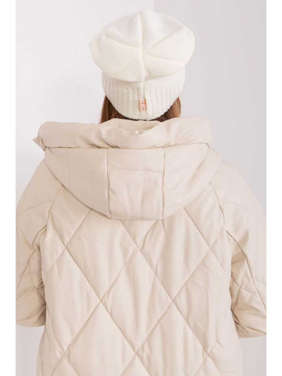 Bonnet model 187434 Rue Paris