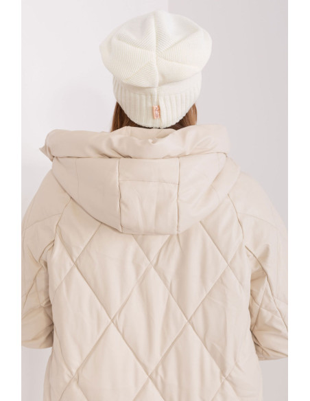 Bonnet model 187434 Rue Paris