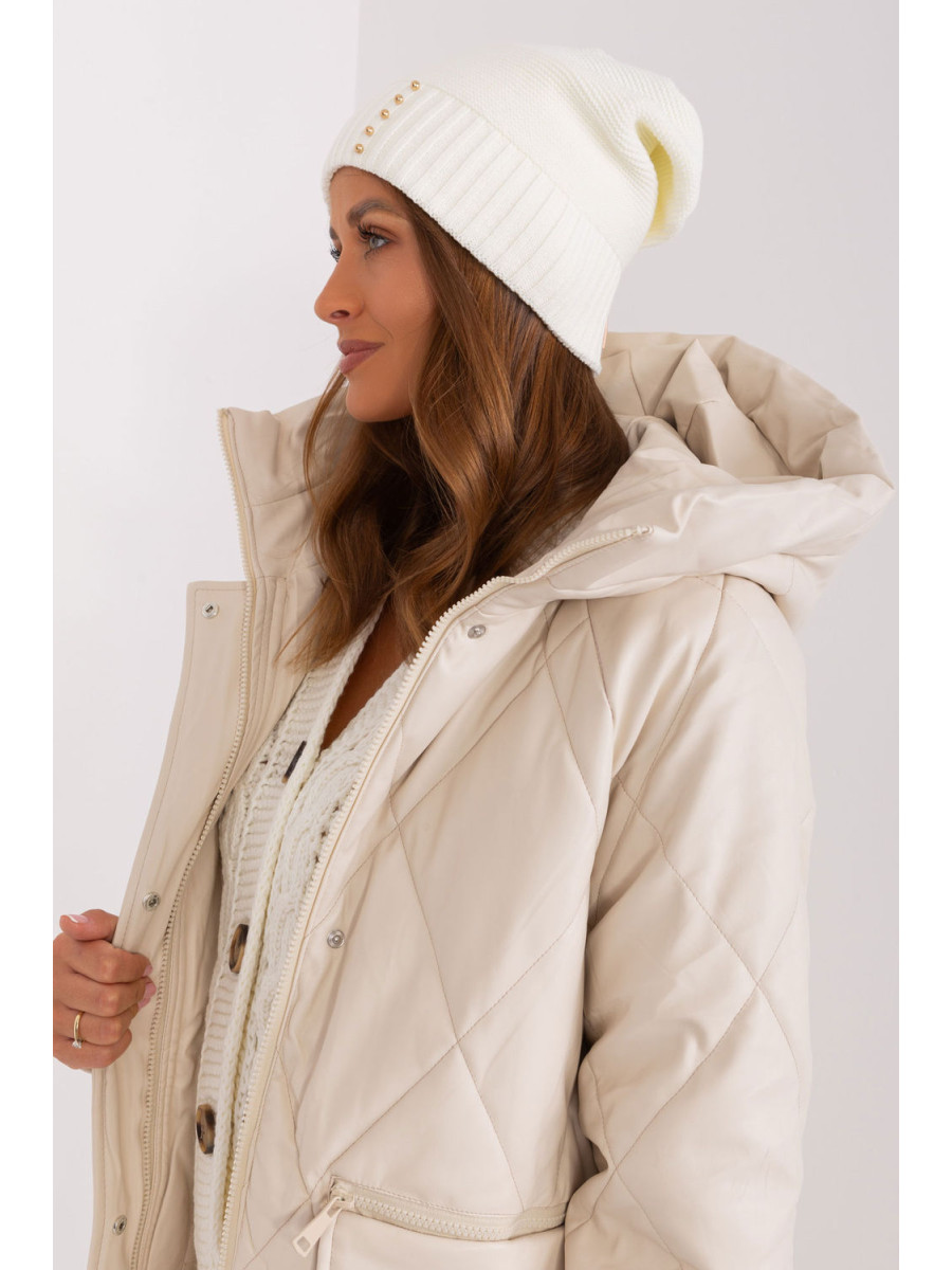 Bonnet model 187434 Rue Paris