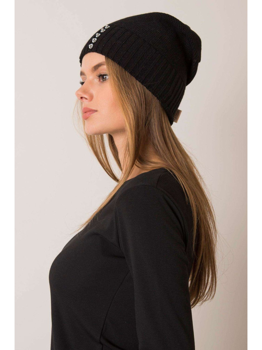 Bonnet model 187436 Rue Paris