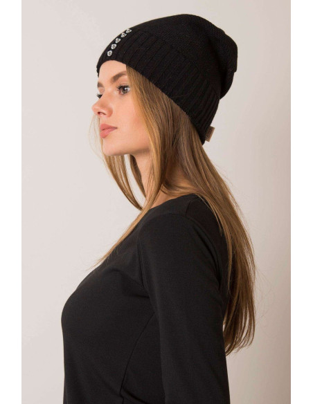 Bonnet model 187436 Rue Paris