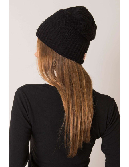 Bonnet model 187436 Rue Paris