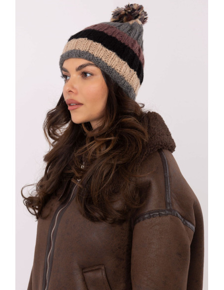 Bonnet model 203832 AT