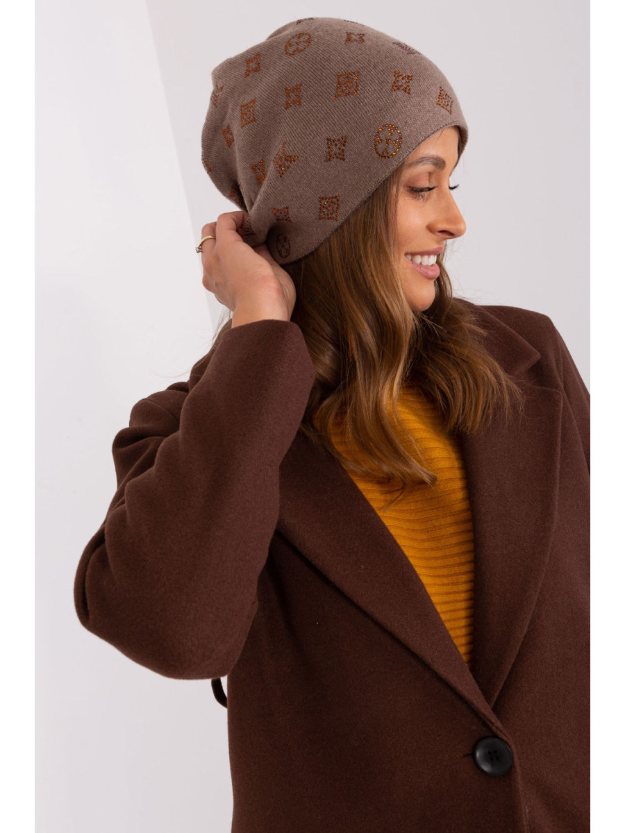 Bonnet model 189917 AT