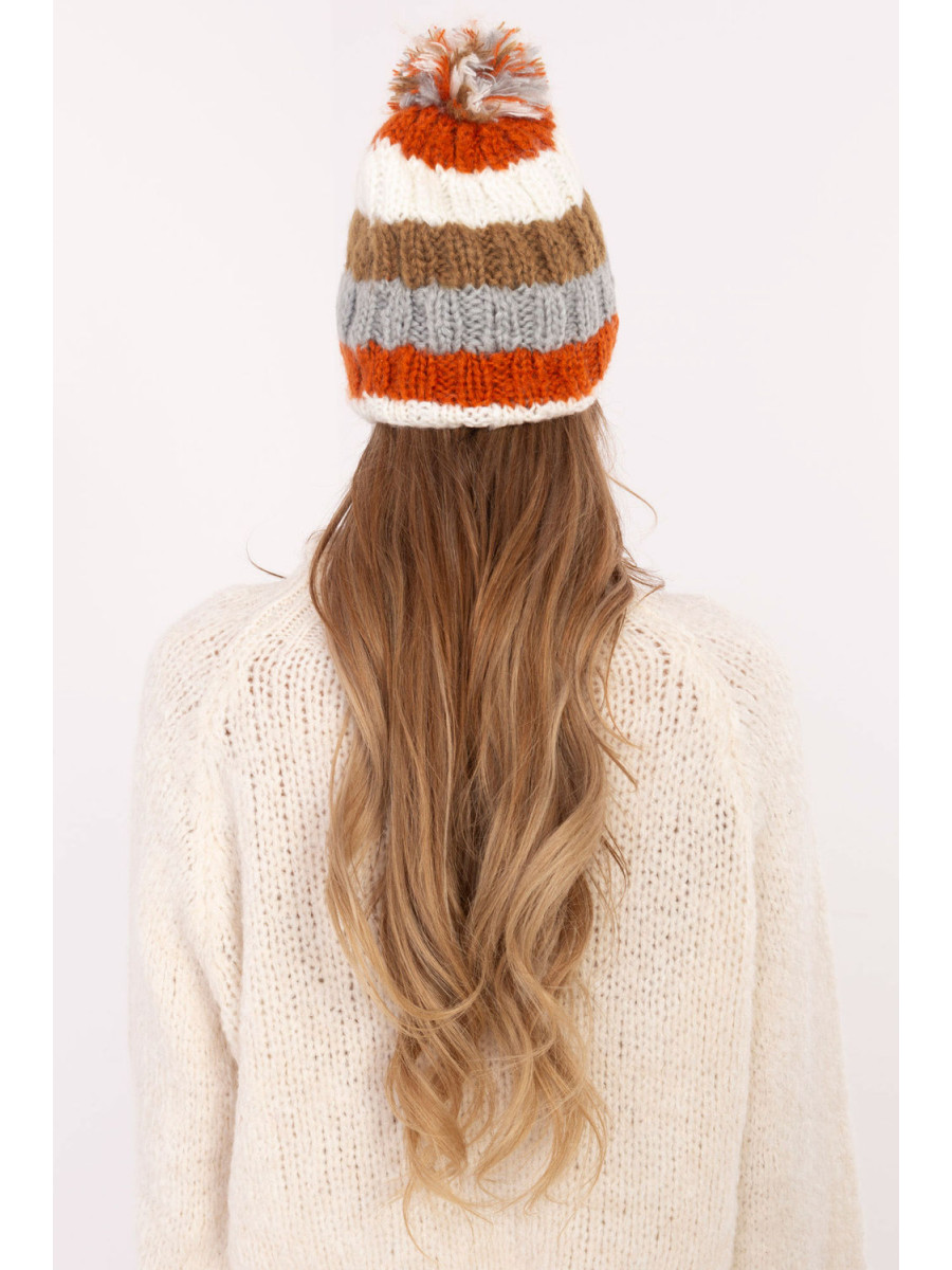 Bonnet model 208413 AT