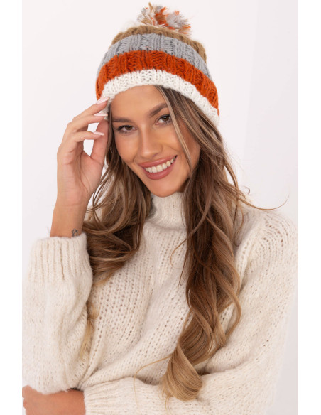 Bonnet model 208413 AT