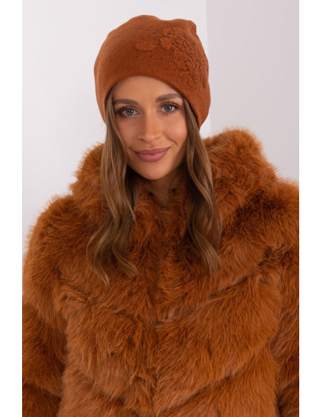 Bonnet model 190600 AT