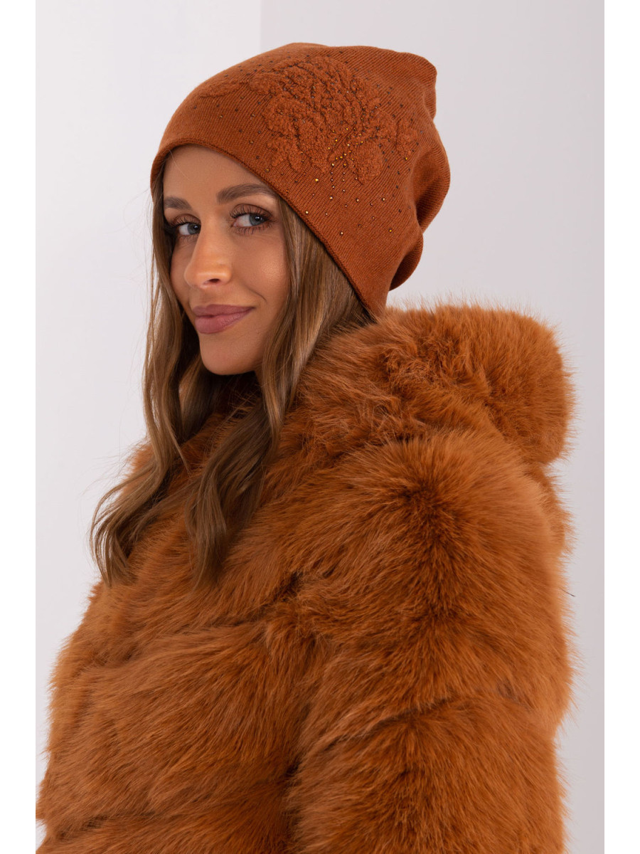Bonnet model 190600 AT