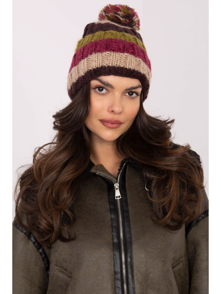 Bonnet model 203834 AT