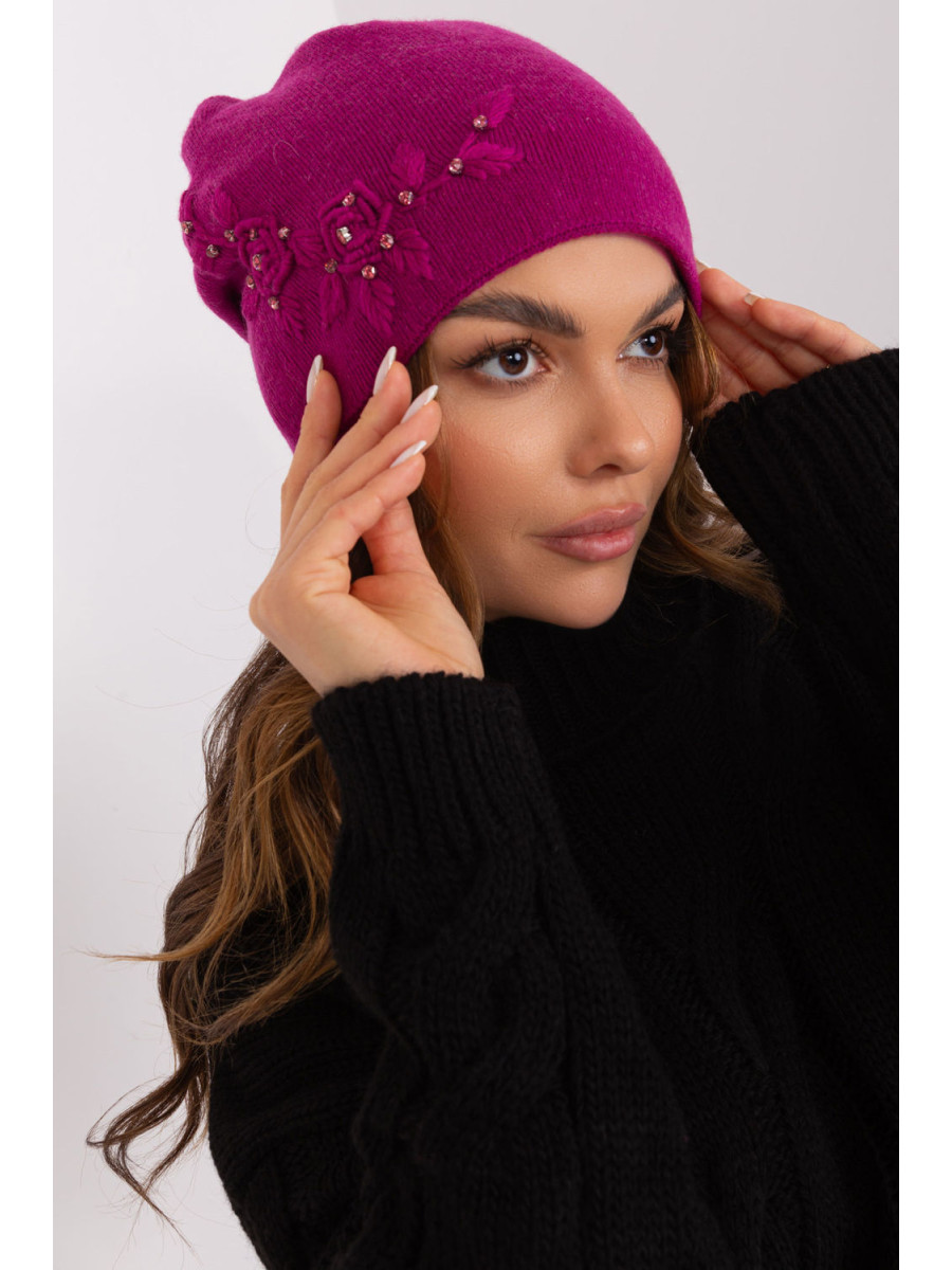 Bonnet model 191105 AT