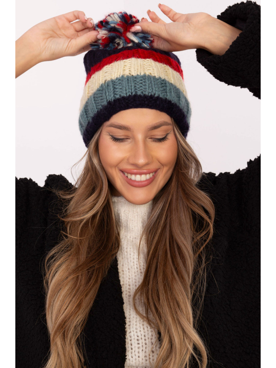 Bonnet model 208415 AT