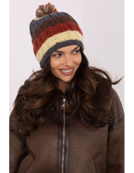 Bonnet model 203835 AT
