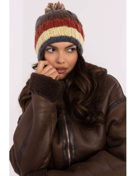 Bonnet model 203835 AT