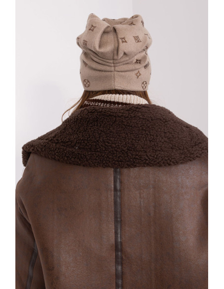 Bonnet model 189906 AT