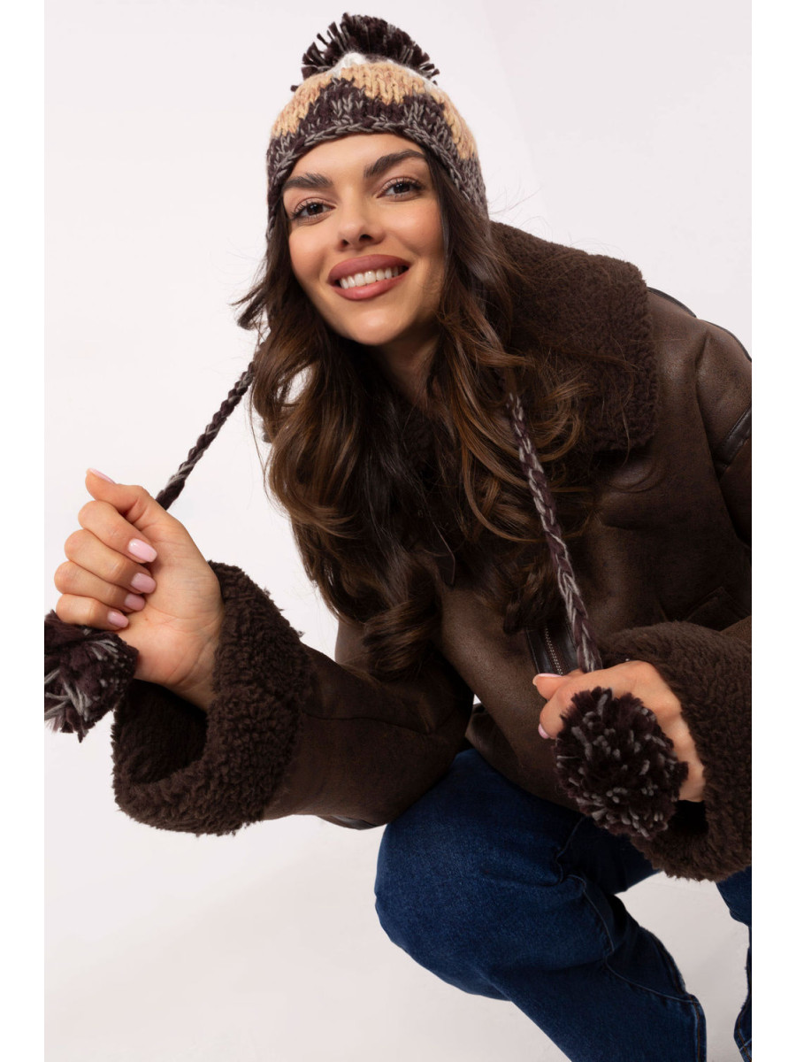 Bonnet model 203839 AT