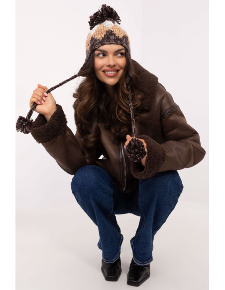 Bonnet model 203839 AT