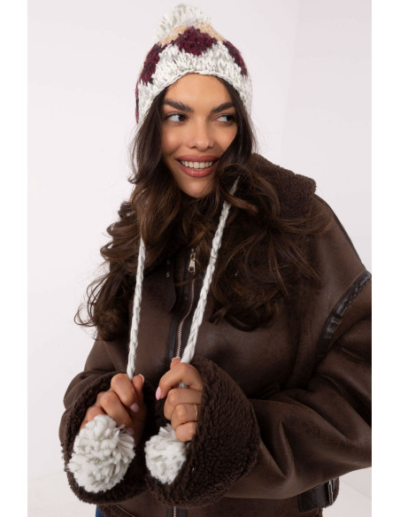 Bonnet model 203840 AT