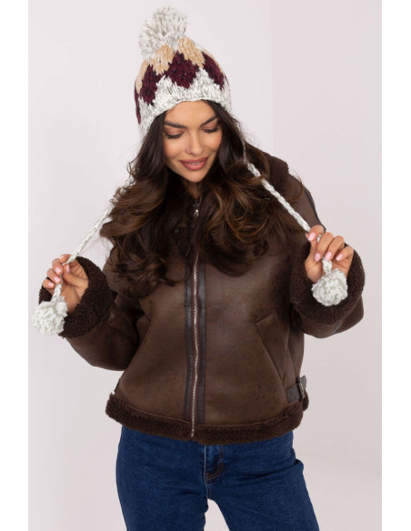 Bonnet model 203840 AT