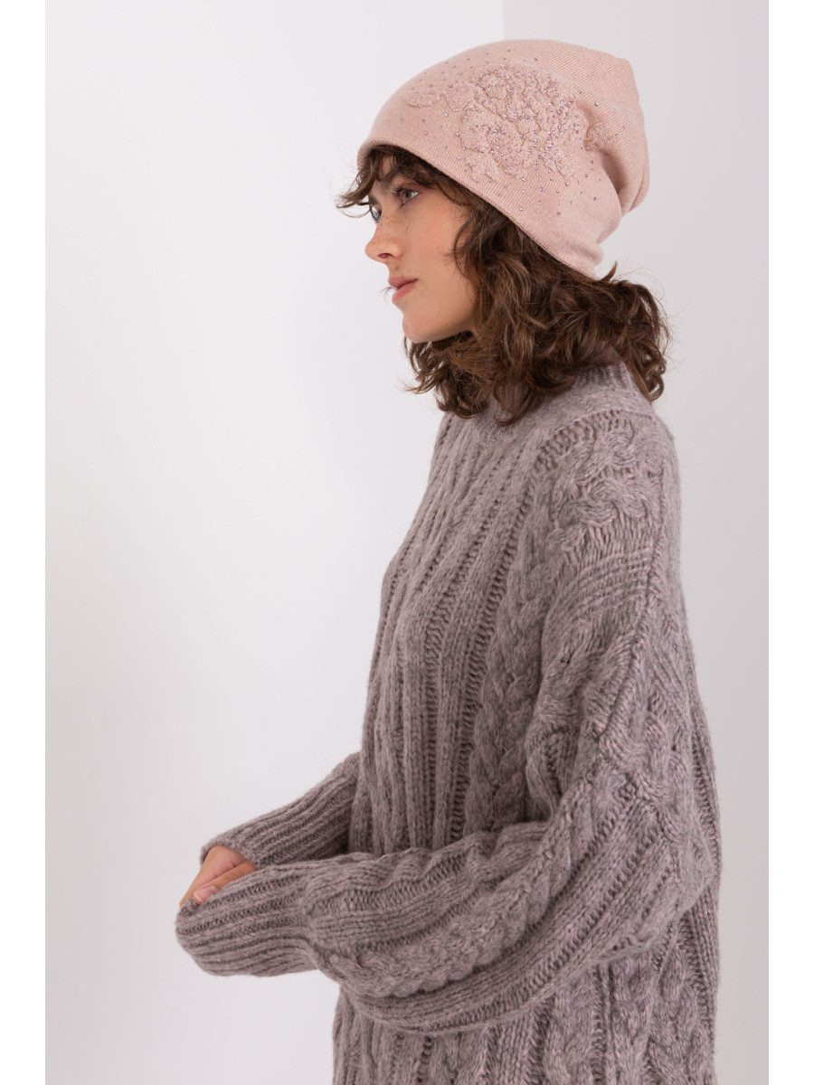 Bonnet model 190592 AT
