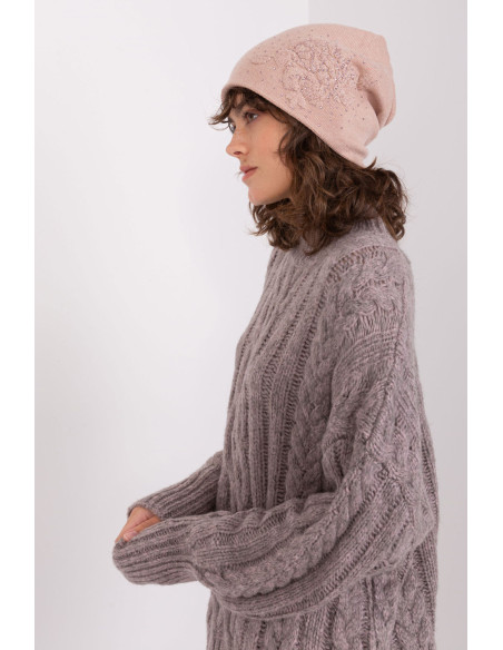 Bonnet model 190592 AT